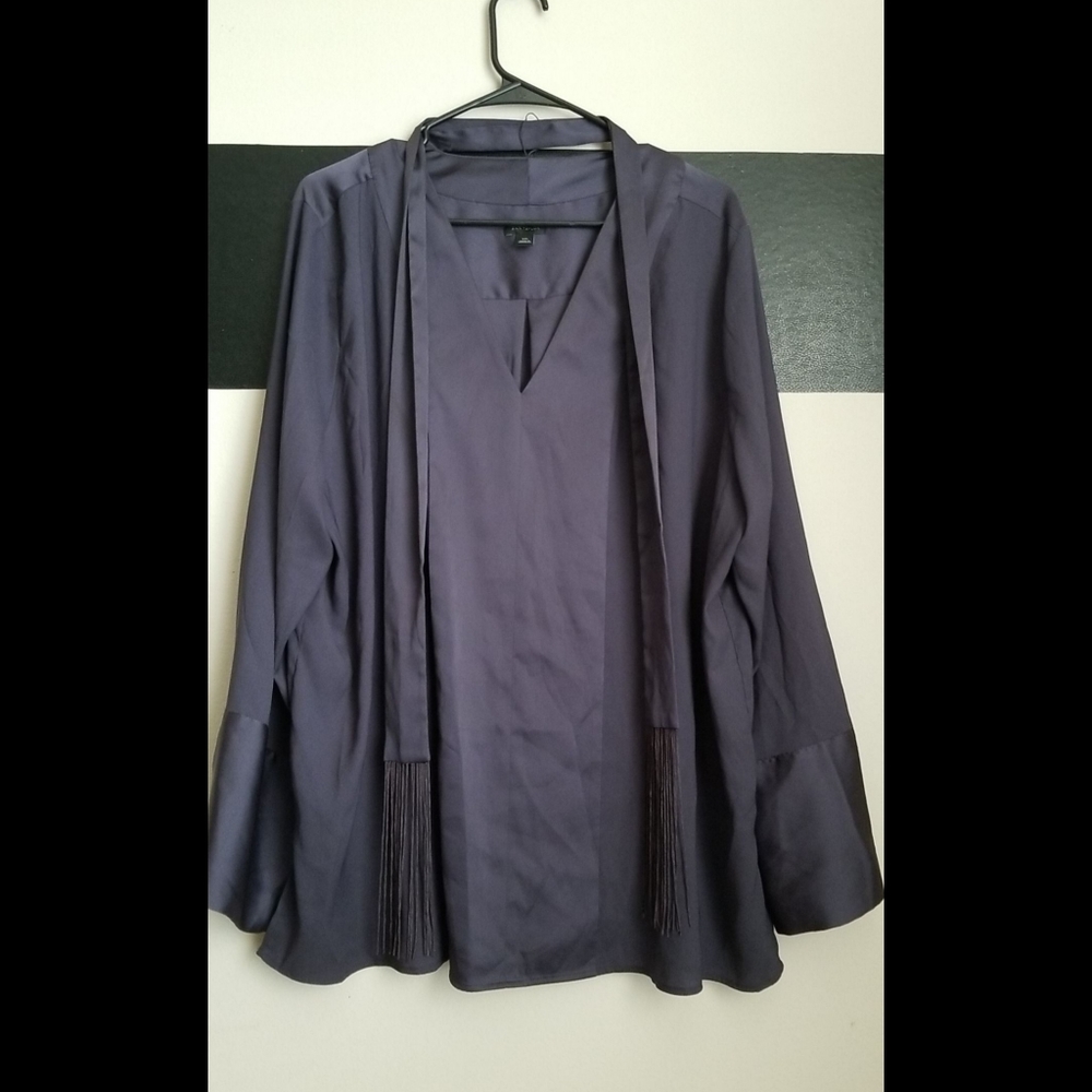 🆕️ LISTING!! ANN TAYLOR BELL SLEEVE NECK TIE BLOUSE (NYP) NAME YOUR PRICE